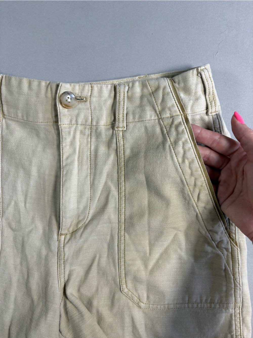 Faherty Women’s Khaki High Rise Shorts Sunwashed Cotton Blend Size 27 - Picture 3 of 9